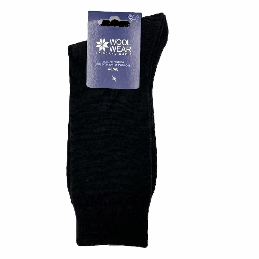 Schwarzer Wollsocken in schönem Design aus 70 % Merinowolle