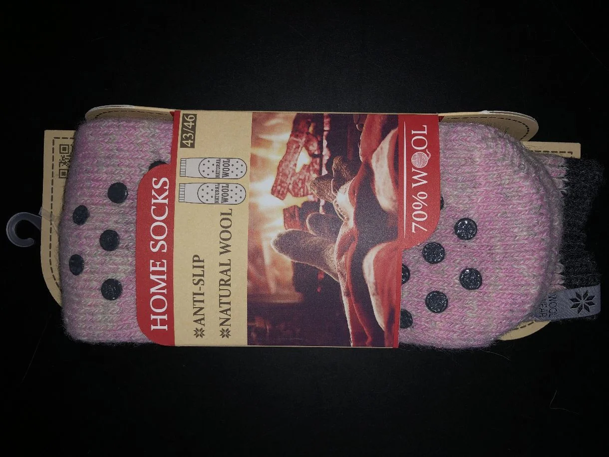 Rutschfeste Wollsocken aus 70% Wolle in schönem Design
